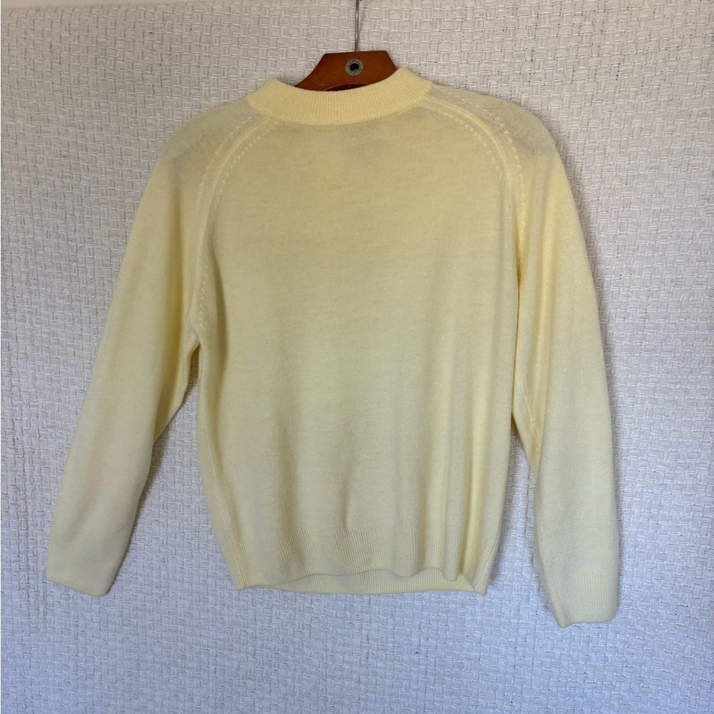 Vintage Sweater ❤️
